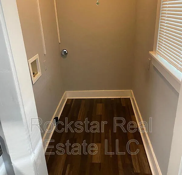 1524 W Gardner Ave #1 — Photo 7