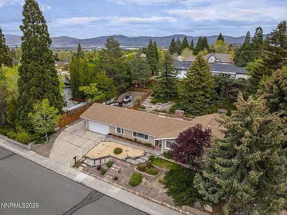 2nd image of 2680 Solari Dr