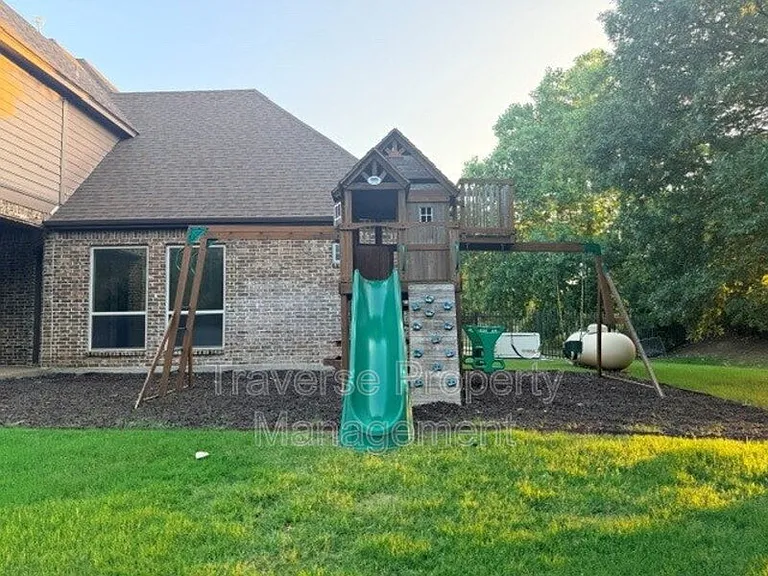 129 Acorn Ln — Photo 41