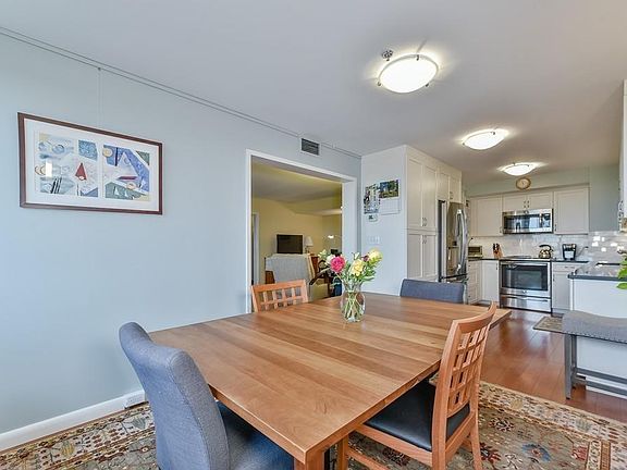 5th image of 250 Hammond Pond Pkwy APT 1213S