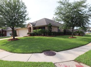 11826 Piney Bend Dr, Tomball, TX 77375