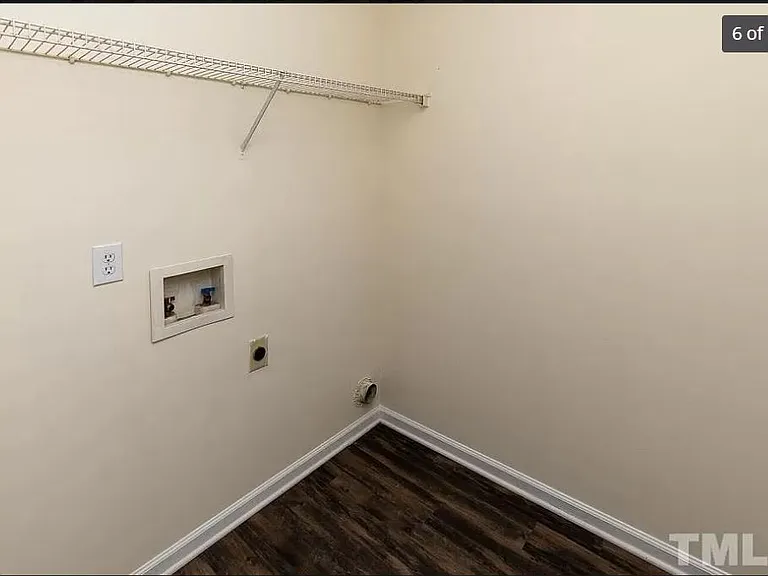 2128 Walnut Bluffs Ln — Photo 7
