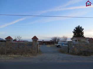 9526 Luna Vista Rd, Las Cruces, NM 88012