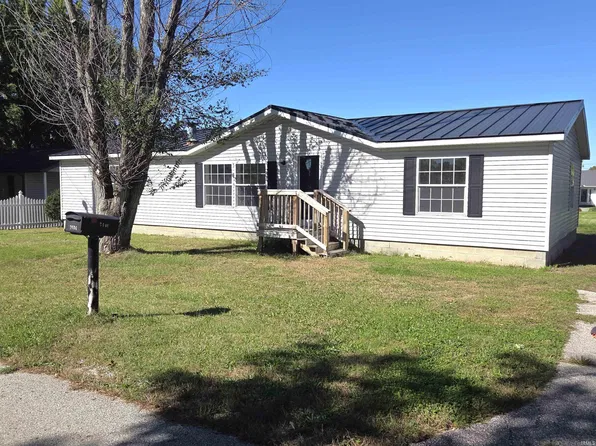 2106 Goose Pond Rd, Rochester, IN 46975