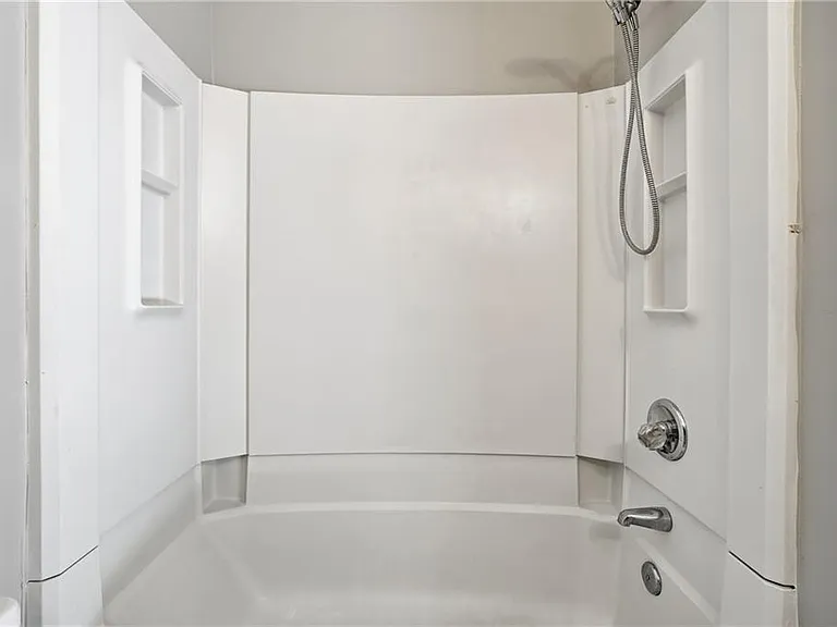 6148 Winfield Ct — Photo 22