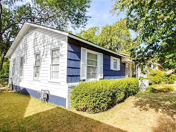 3rd image of 5124 Mallory Dr