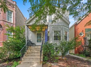 3048 W Addison St, Chicago, IL 60618
