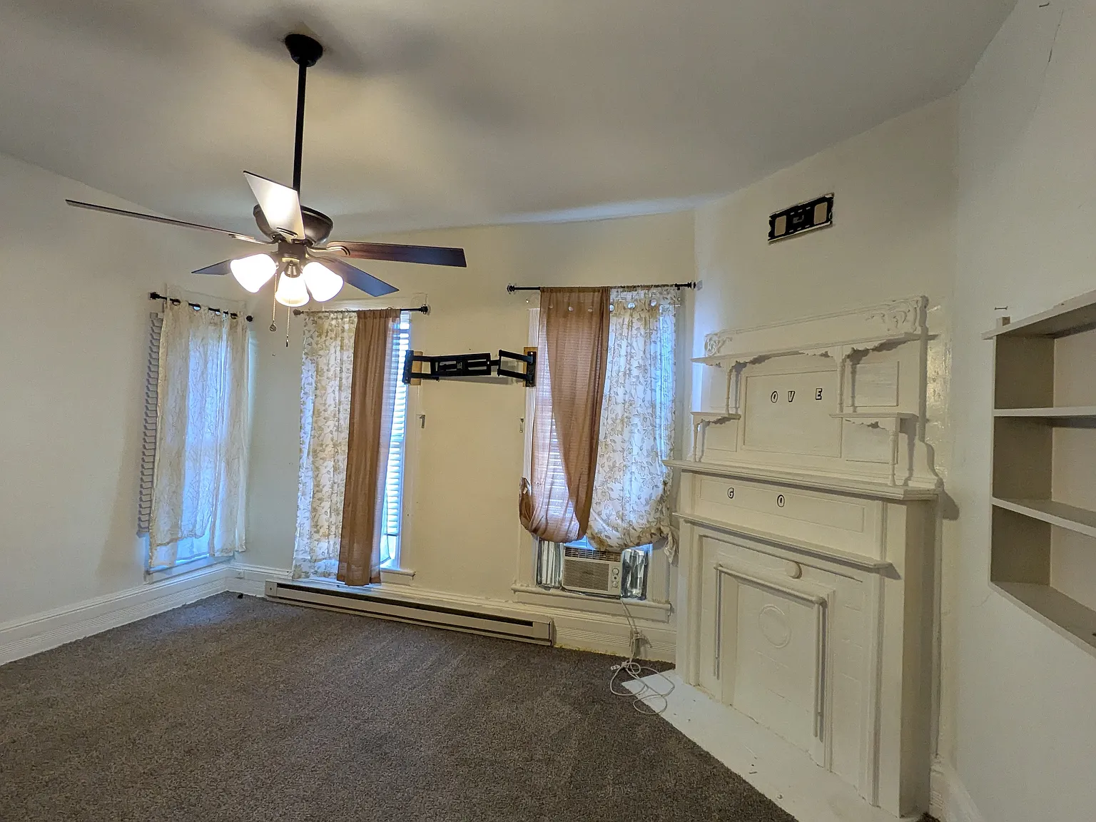 2 bed, 700 sqft, $1,000 — Photo 4