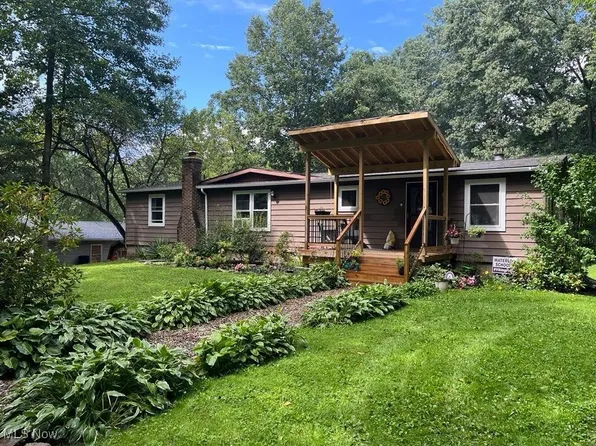 3363 Luli Rd, Mogadore, OH 44260