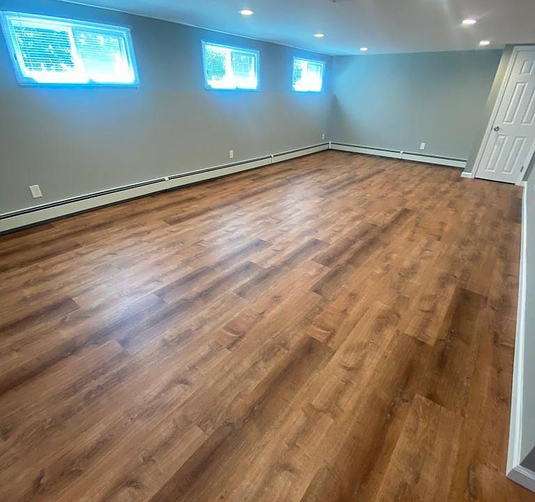1st image of 6 Brunswick Dr #1