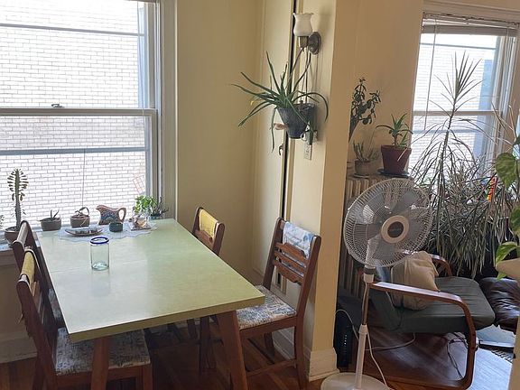 4th image of 2115 Blaisdell Ave #9995454