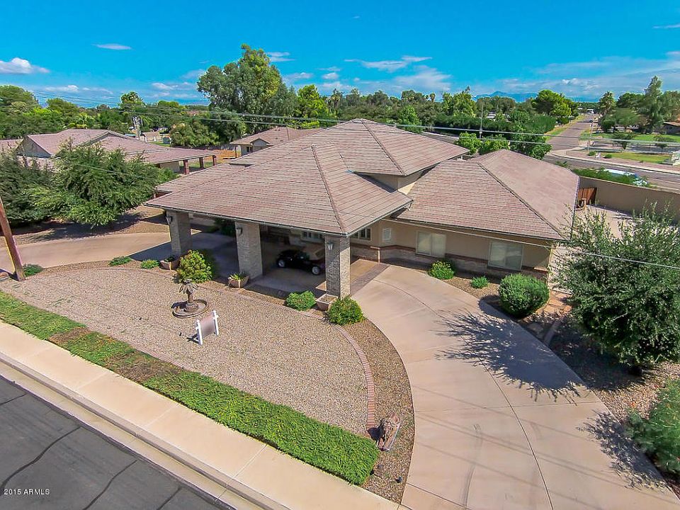 1st image of 1315 N Honeysuckle Ln