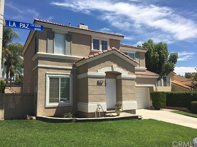 1st image of 831 La Paz Cir