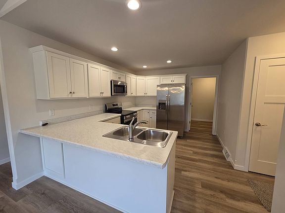 3rd image of 3703 Green Pastures Ln #1