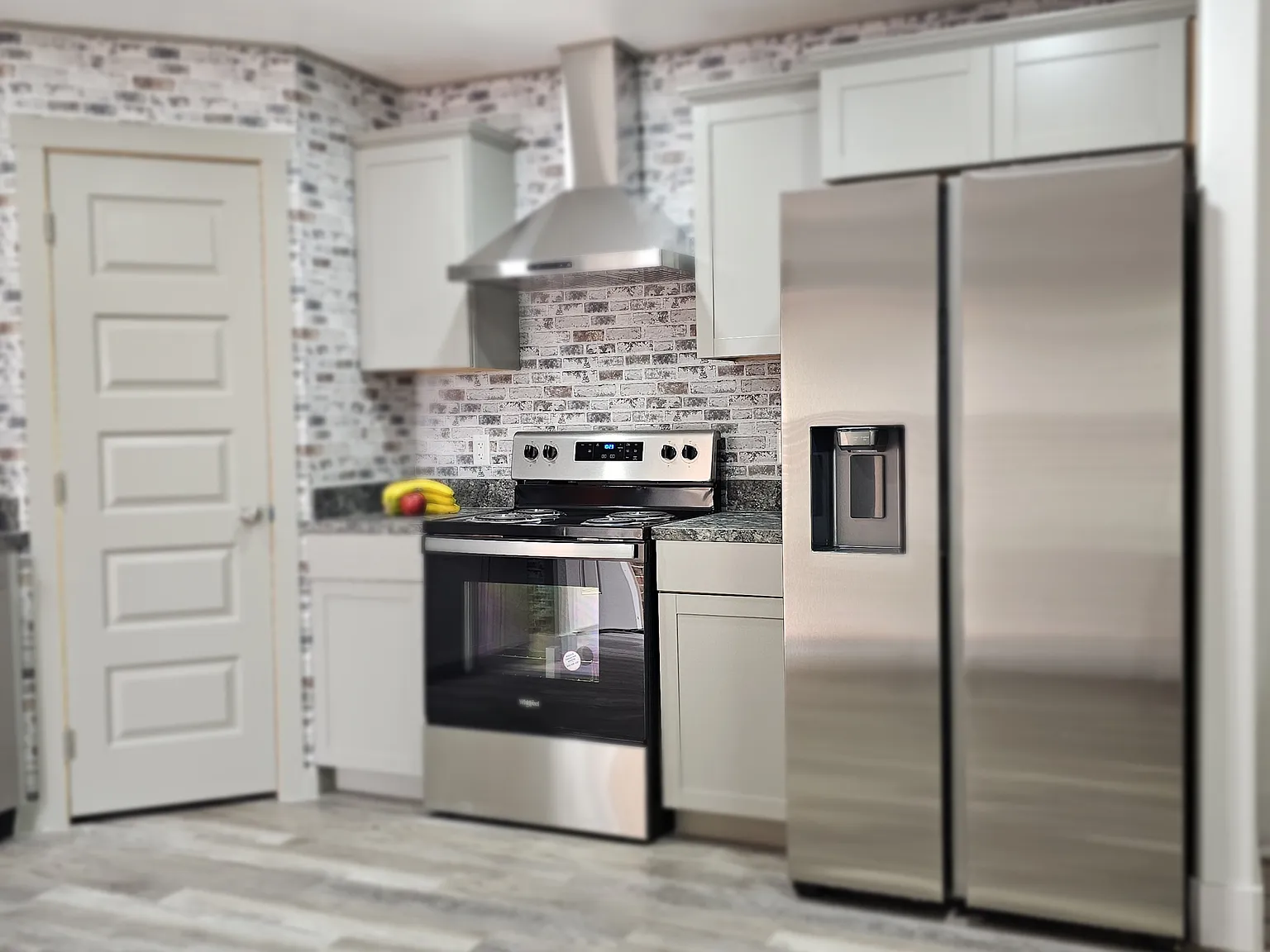 3 bed, 1250 sqft, $1,550 — Photo 2