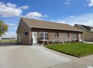 965 Logan Ave, Grant, NE 69140