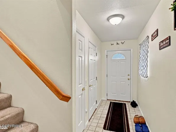 2511 Eleusis Cir, Anchorage, AK 99502