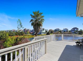 13724 Windlass Cir, Galveston, TX 77554