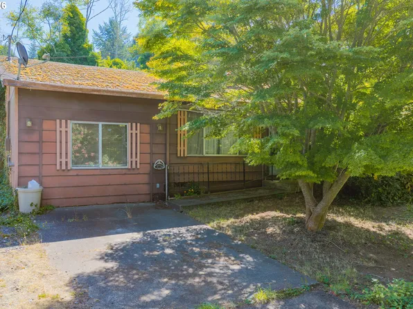 190 N Vernon St, Coquille, OR 97423
