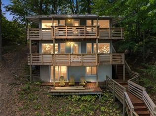 5959 Lake Harbor Rd, Muskegon, MI 49441