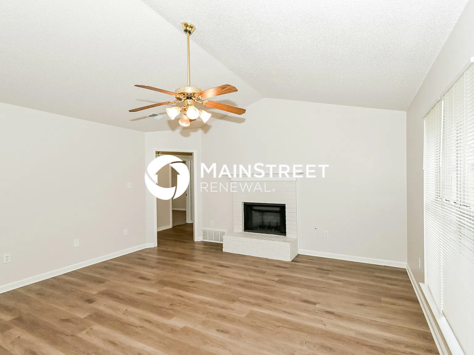 10676 N Oak Circle Circle — Photo 3