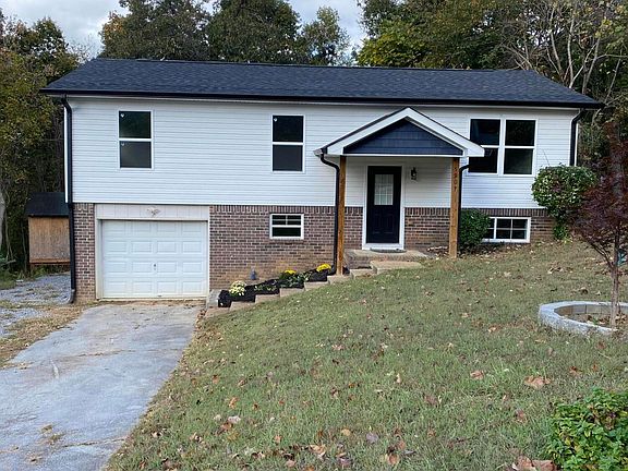 3rd image of 5907 Stonewall Dr