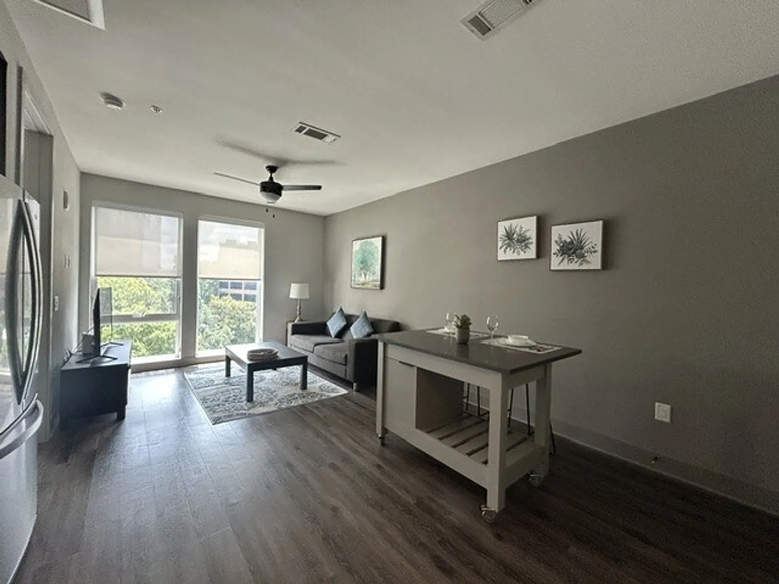 1 bed, 1.0 bath, $4,200 — Photo 1
