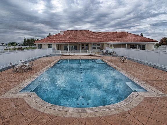 National AwardNominated Pool