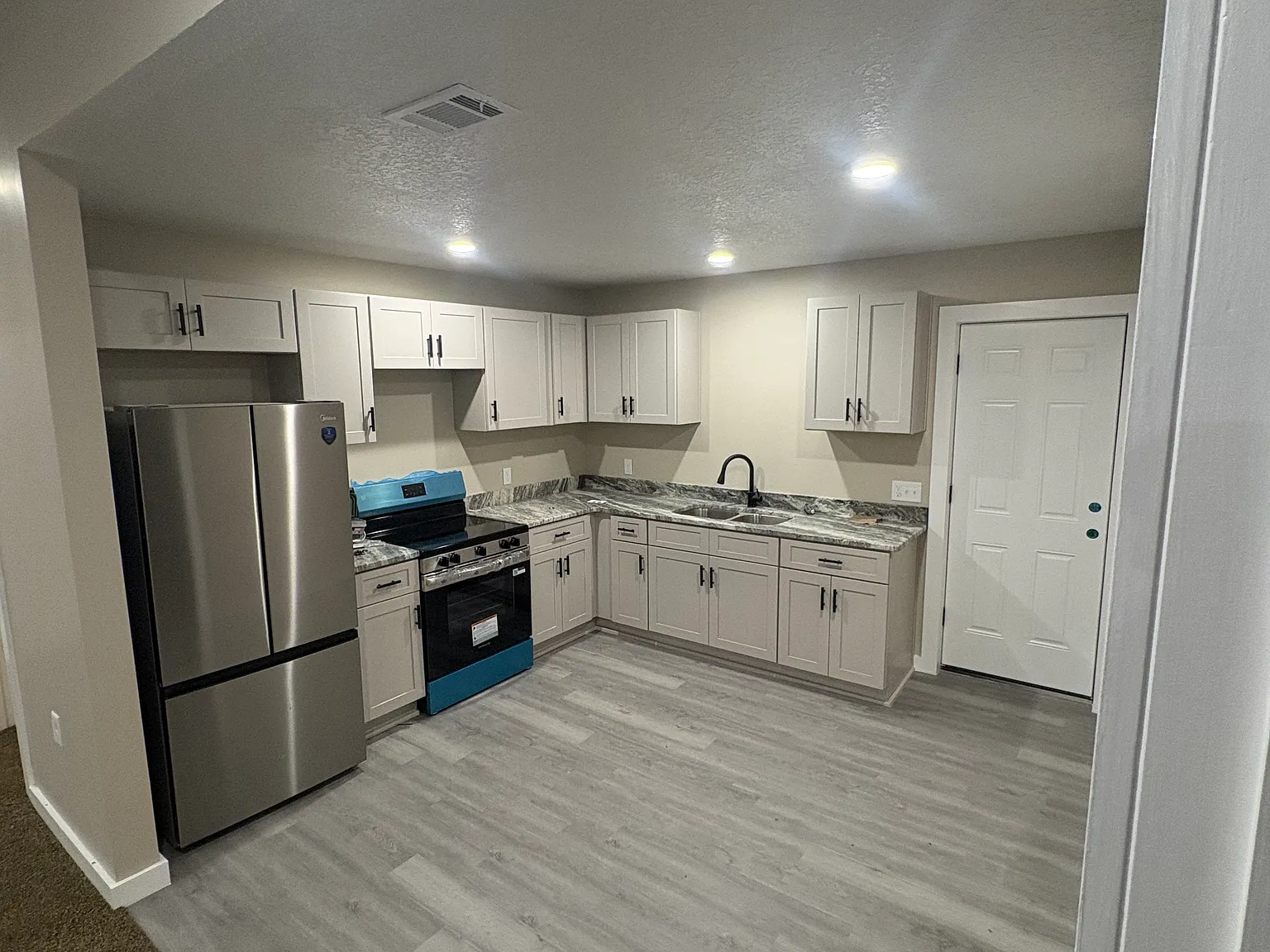 W 5th St, Hilliard — Photo 4