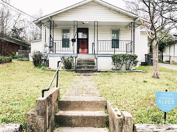 3rd image of 270 Woodlawn Ave
