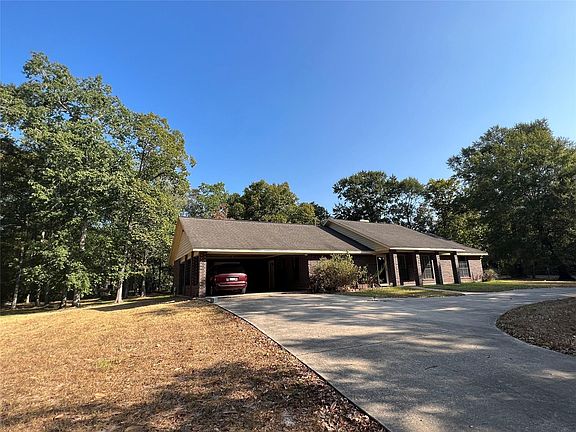 3rd image of 12345 Oak Leaf Rd
