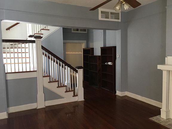Living Room with build-in bookcases