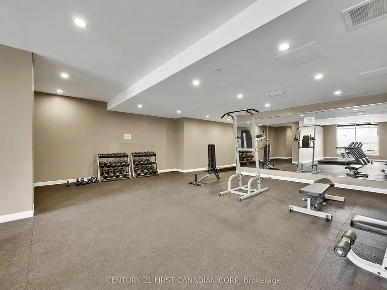 330 Ridout St N #2108 — Photo 29