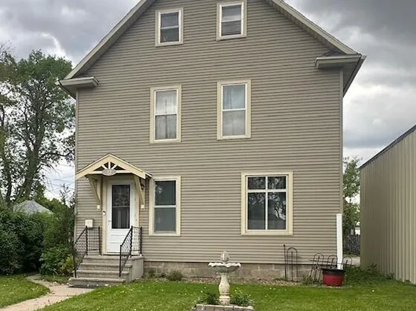 12 5th Ave NE, Aberdeen, SD 57401