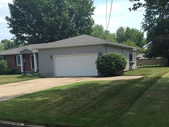 2nd image of 6565 Woodview Cir