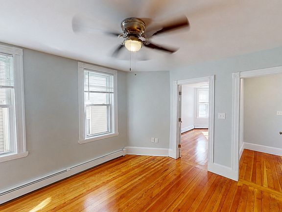 2nd image of 114 Falcon St APT 2