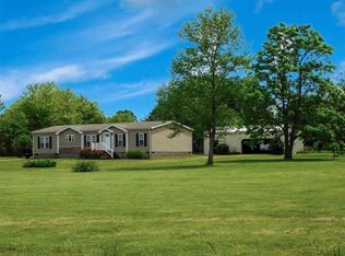 2488 Maurer Rd, Boonville, IN 47601