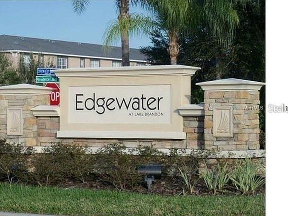 3rd image of 2542 Edgewater Falls Dr