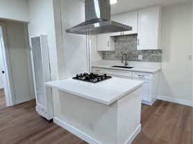 450 E Esther St, Long Beach, CA