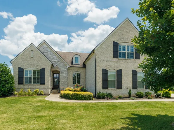 2720 Hatteras Ct, Murfreesboro, TN 37129