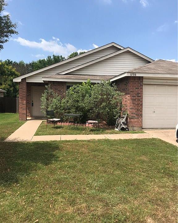 1st image of 8708 Seven Oaks Ln