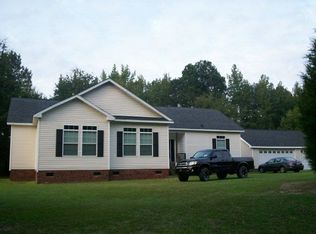 1063 Burdell Dr, Manning, SC 29102
