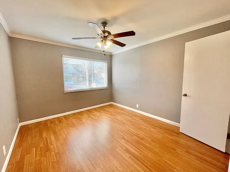2415 T Street — Photo 6