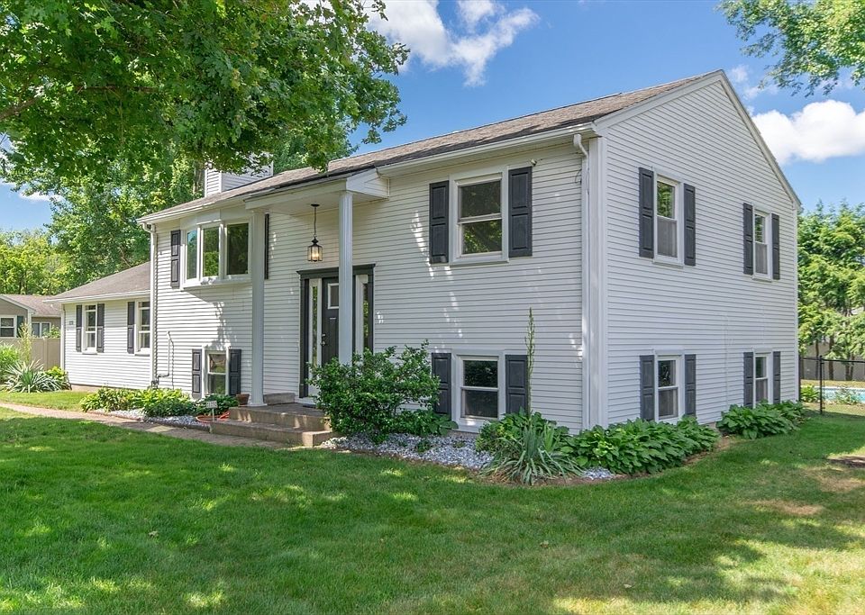 1st image of 123 Mallard Cir