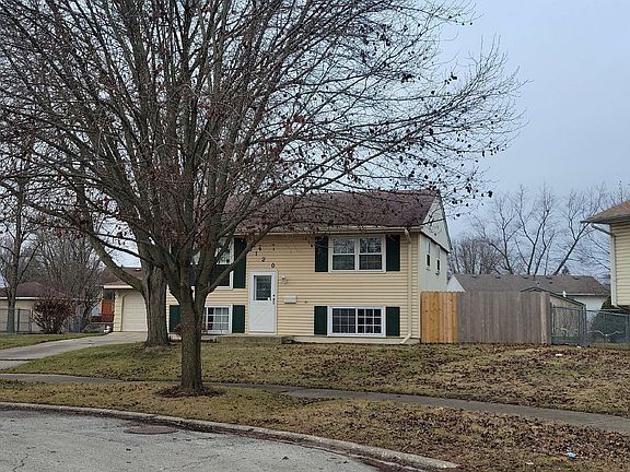 2nd image of 120 N Elm Ln
