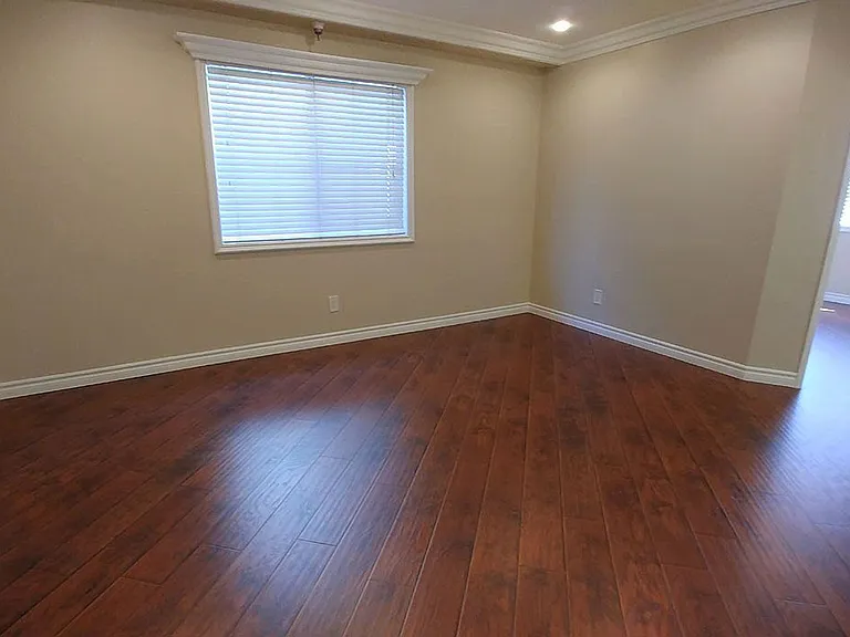 Villa De Adel Apts — Photo 168