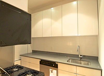 2nd image of 31 Prince St #1DD