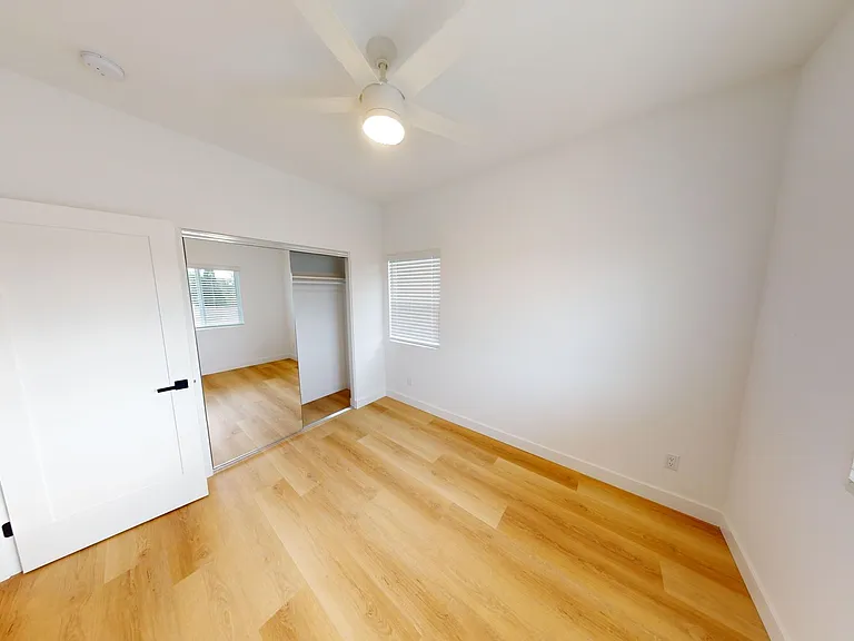 5339-1 W Falls View Dr — Photo 12