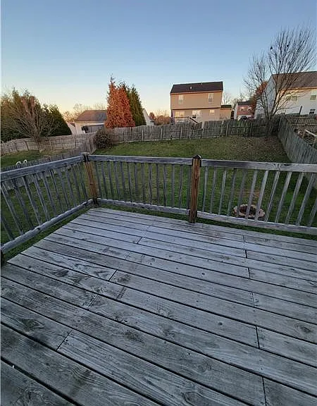 2824 Lauren Meadows Dr — Photo 23