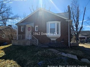 1942 Damato Ct, Saint Louis, MO 63136
